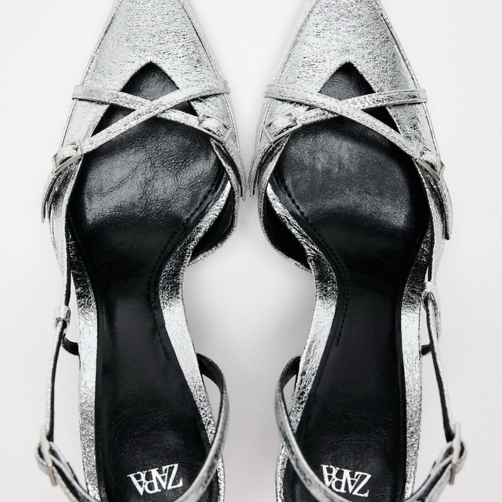 ZARA BUCKLED STRAP HEELED SHOES - Picture 2 of 6